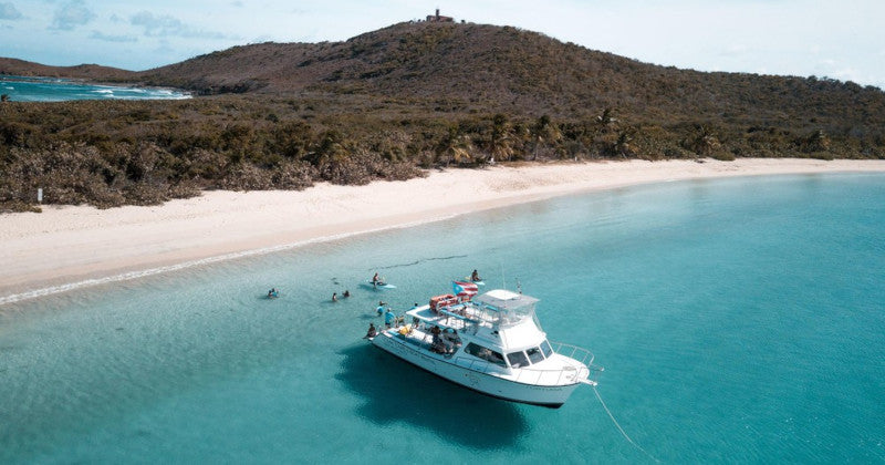 Día de barco en la playa privada 